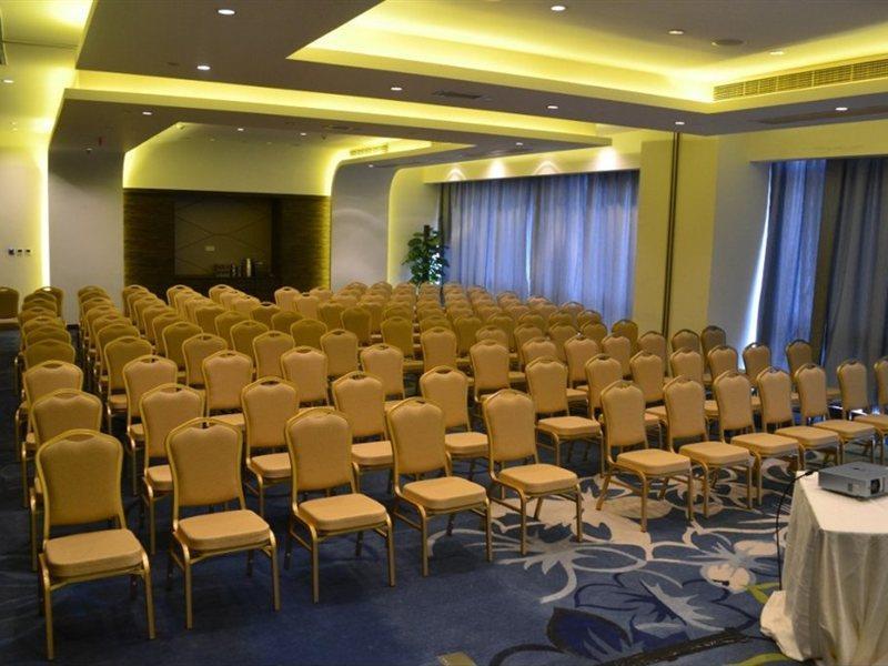 Holiday Inn Shanghai Songjiang By Ihg - Miaoqian Street Экстерьер фото