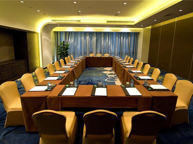 Holiday Inn Shanghai Songjiang By Ihg - Miaoqian Street Экстерьер фото